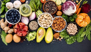 Alimentos ricos en vitaminas y minerales esenciales