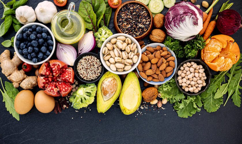 Alimentos ricos en vitaminas y minerales esenciales